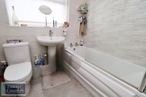 CLAREMONT ROAD- click for photo gallery